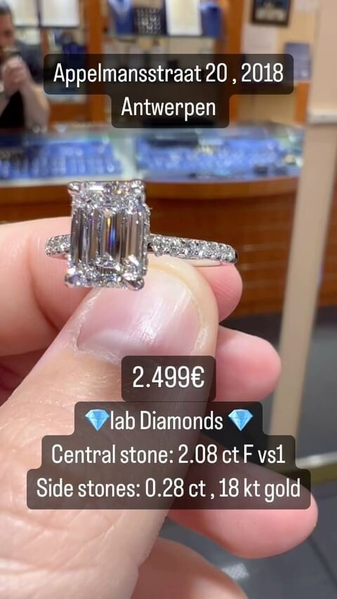 Emerald Cut Pavé 2CT