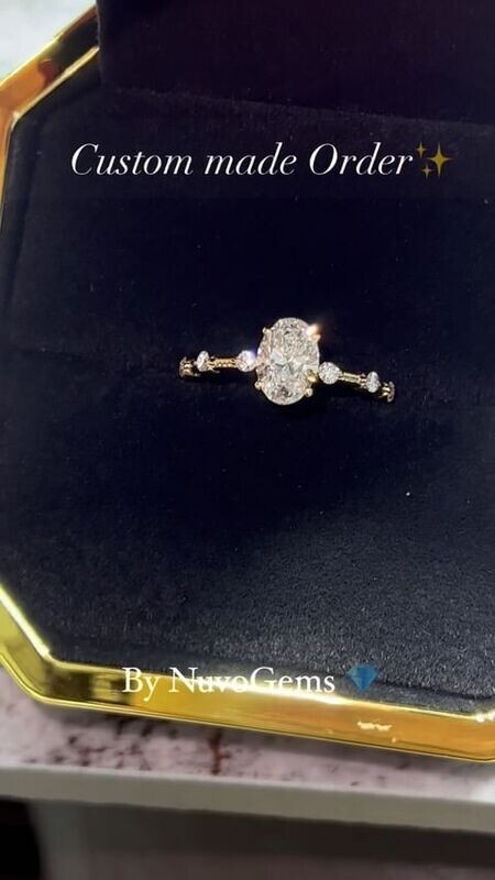 Oval Classic Ring 1CT Central 6 Stone Band Oval Classic Ring 1CT Central 6 Stone Band