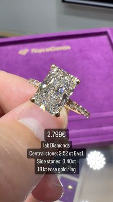Radiant Cut 2.52ct With Side Diamonds