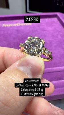 2ct Round Cut With Baguettes