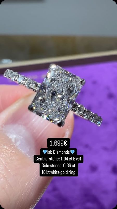 Radiant Cut 1.00ct Pave