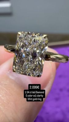 Radiant Cut 1.50ct Central