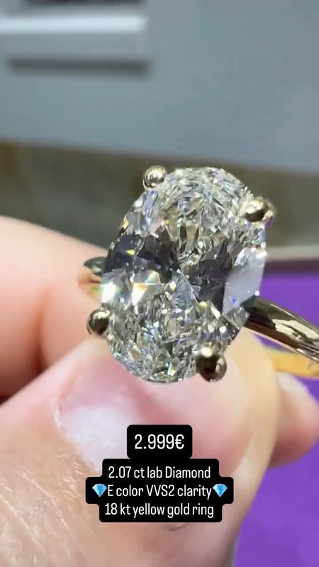 2ct Oval Classic 2ct Oval Classic