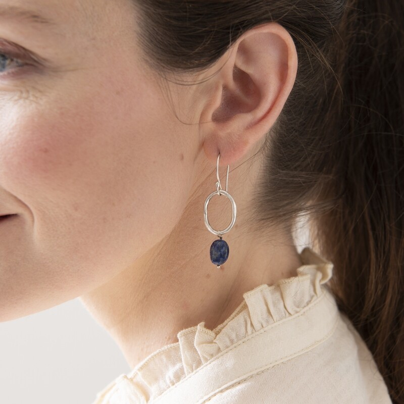 a Beautiful Story - Graceful earrings