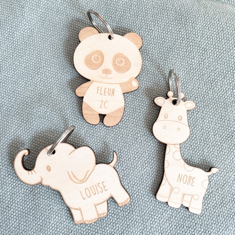 Houten sleutelhanger met detailgravure - dier