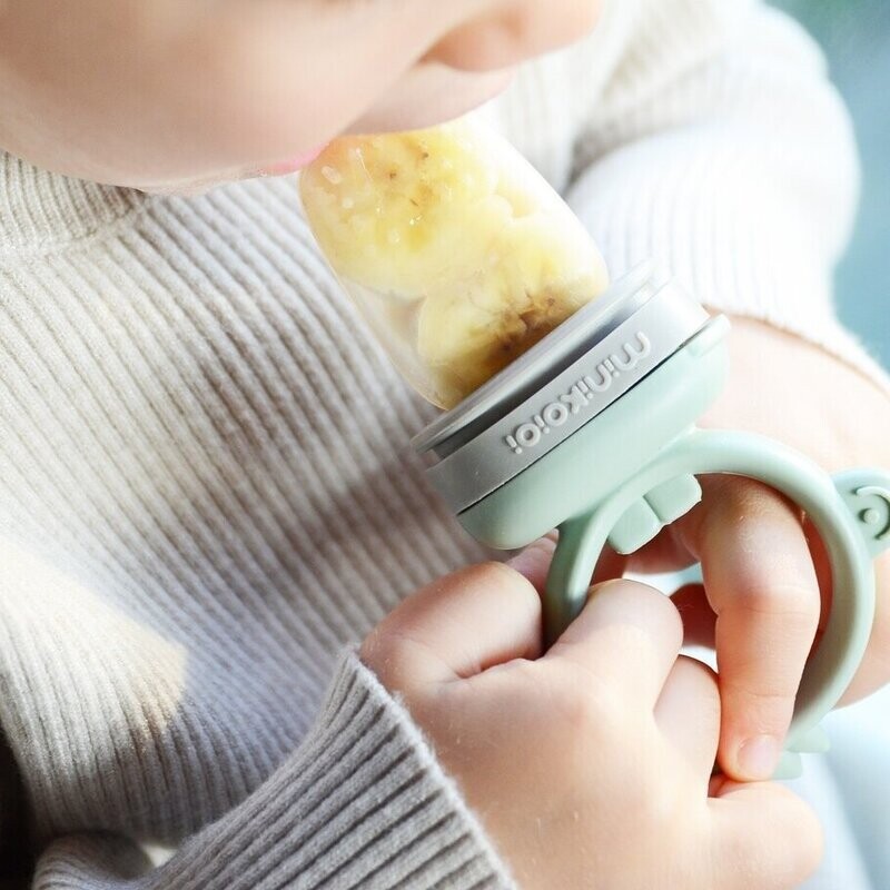 MinikOiOi Polpe - River Green / Powder Grey - Mangiatoia per frutta/verdura in silicone, PULPSFruch…