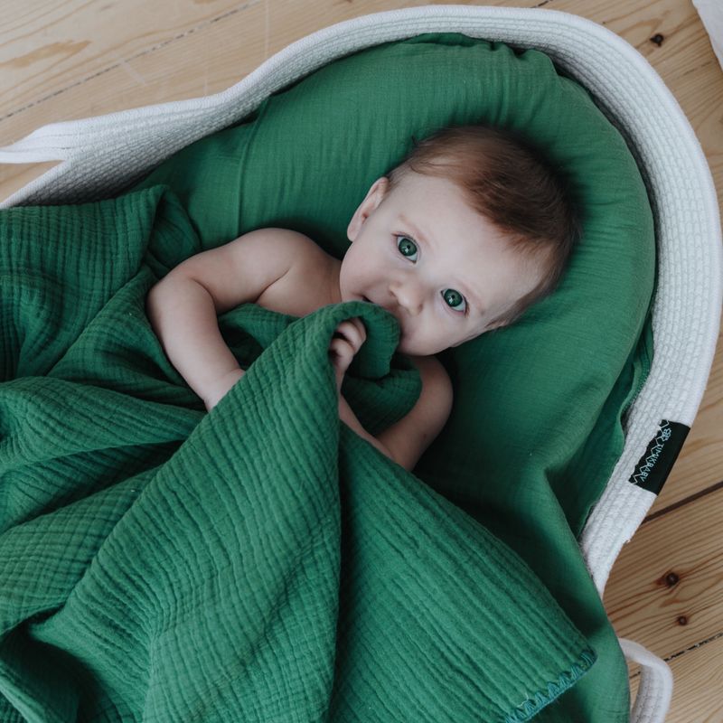 Beberotti Organic Muslin Swaddle Blanket green, grün – product image, baby sleep essentials, stroll…