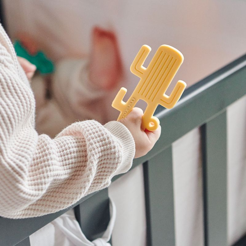 MinikOiOi Cactus - Giallo Mellow - Massaggiagengive in morbido silicone – foto prodotto, massaggiag…