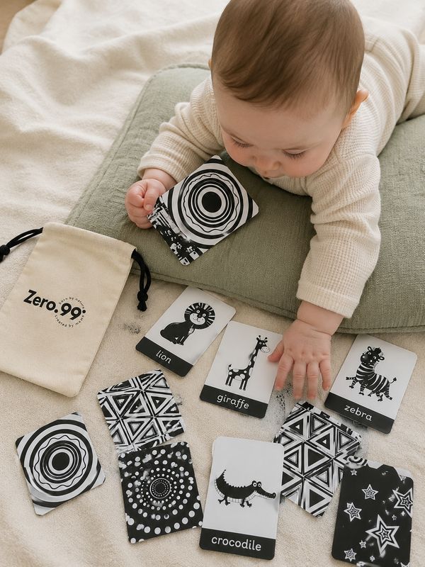 Zero.99 Tummy Time Black &amp; White Developmental Cards, Black and White – product image, tummy time t…