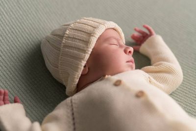 Organic Cotton Baby Hat – Soft Seamless Newborn Hat, 0–6 Months