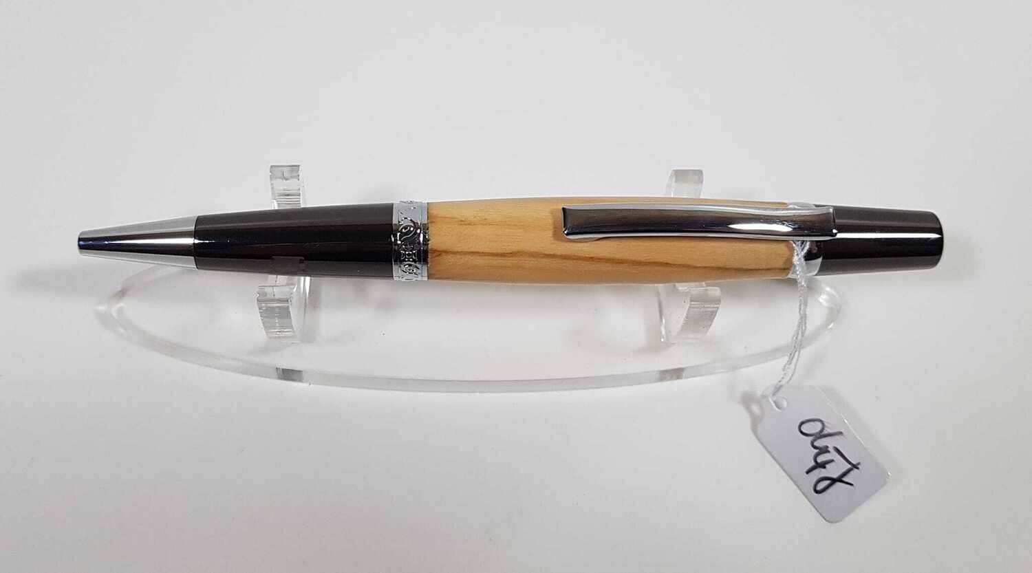 Houten kogelbalpen, handmade, handgemaakt in België op de houtdraaibank, houtsoort &#39;Ventiaans Olijf&#39;, type twistpen , penkit &#39;chroom&#39;