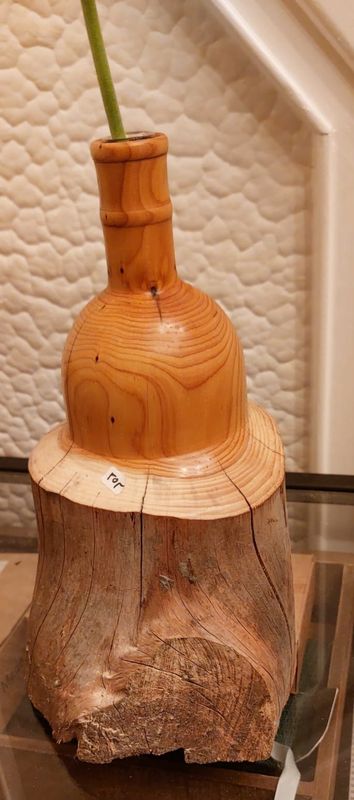 Houten vaas uit Taxus met een glastube, handmade, handgemaakt in België op de houtdraaibank, #3