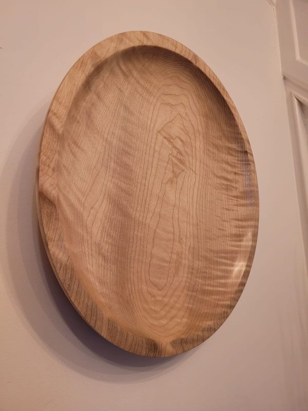 Houten schijf, wanddecoratie hout, houten schaal, handmade, handgemaakt in België op de houtdraaibank, houtsoort &#39;Geribde Esdoorn&#39;  #3