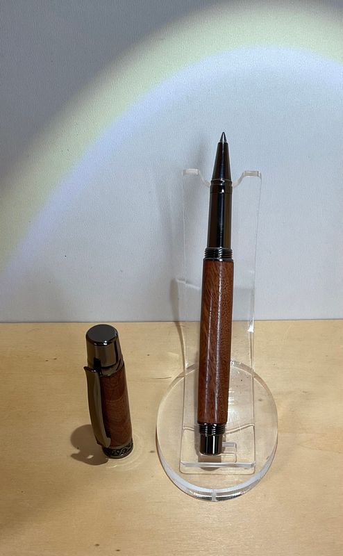 DESPINA rollerbalpen, Gun Metal penkit, afgewerkt met Kiaat/Umbilo, handmade in België, handgedraaid op de houtdraaibank