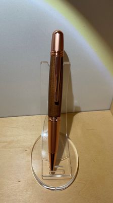 Serra twistpen, houten balpen. Handmade in België, handgedraaid op de houtdraaibank, penkit (Rose Copper ) afgewerkt met Newtonia hardhout.