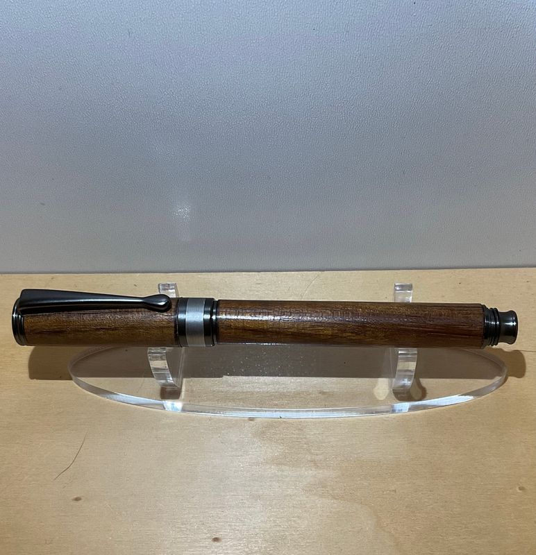 MAGISTRALIS vulpen, Gun Metal/Antique Pewter penkit, afgewerkt met Umbilo handmade in België, handgedraaid op de houtdraaibank