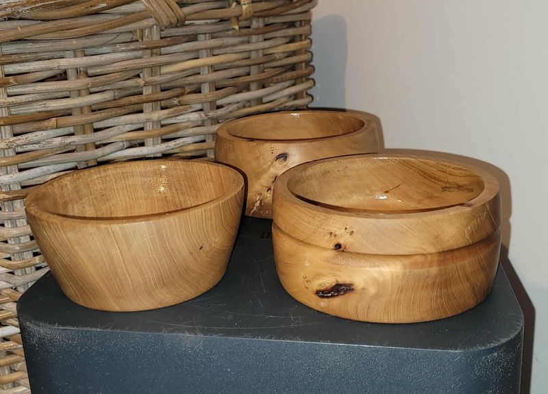 LARP, reënactment, middeleeuwen. Waterbestendige bowl/kommetje/aperoschaaltje uit ‘Olm’, handmade in België, ambachtelijk gedraaid op de houtdraaibank LARP, reënactment, middeleeuwen. Waterbestendige bowl/kommetje/aperoschaaltje uit ‘Olm’, handmade in België, ambachtelijk gedraaid op de houtdraaibank