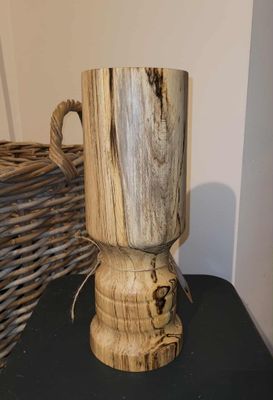 Houten vaas uit Vervuurde Beuk