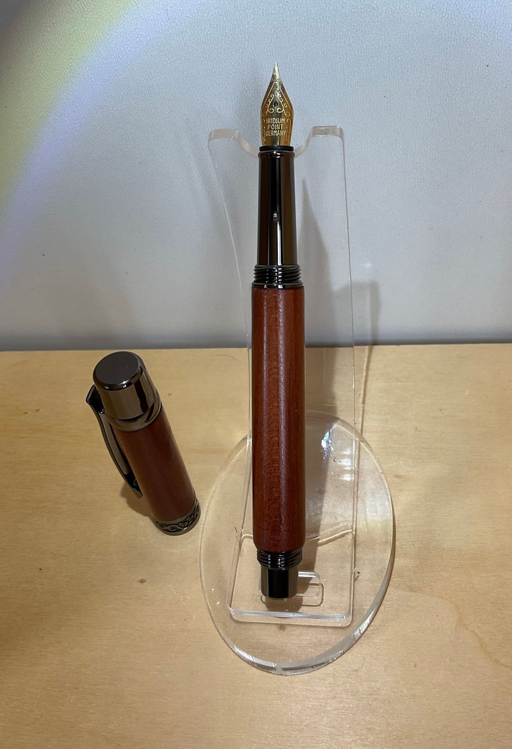 Pruimenhout vulpen Despina Gun Metal