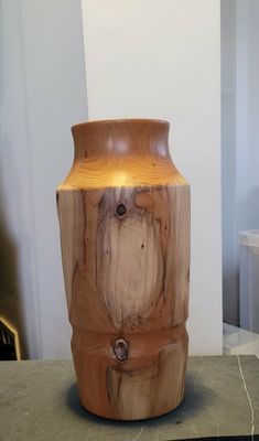 Houten vaas uit Taxus