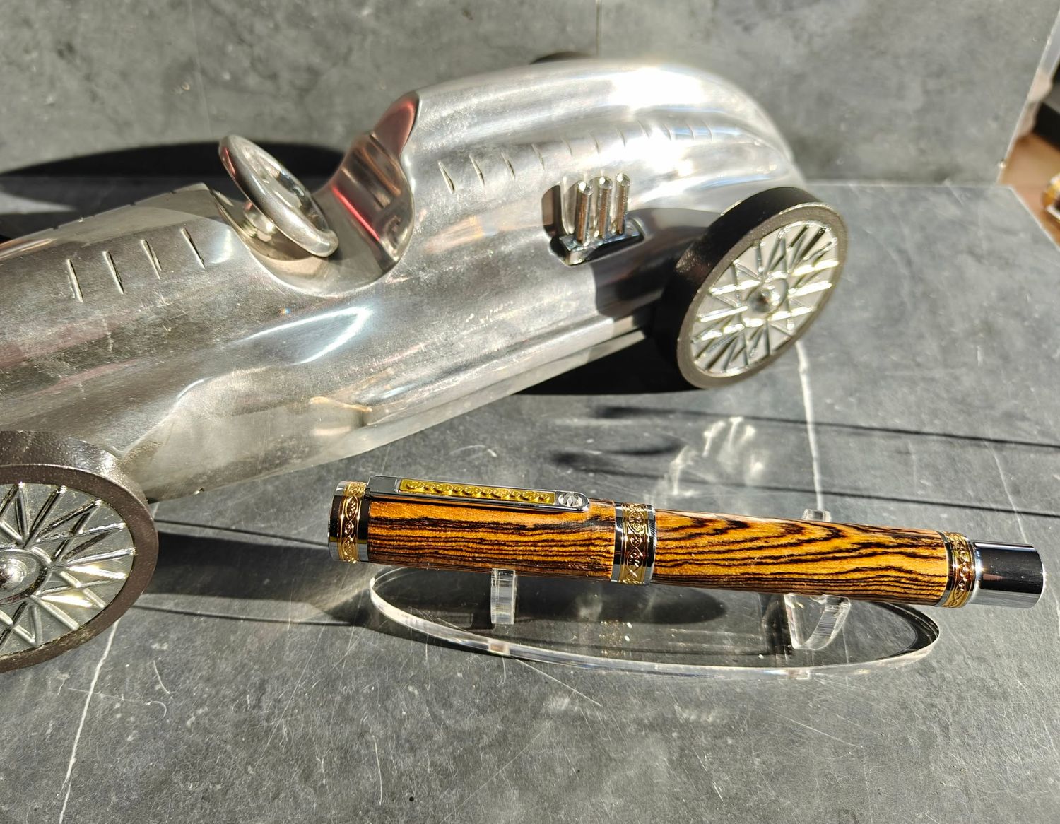 Bocote luxe vulpen Empress vergulde accenten Swarovski