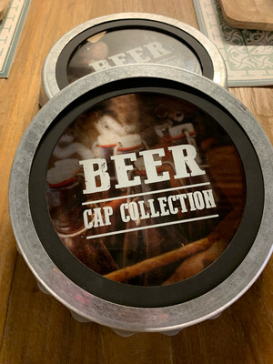Wanddeco 'Beer cap collection' - metaal