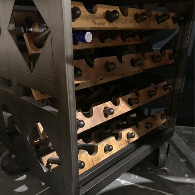 Tafel wijnrek op wielen