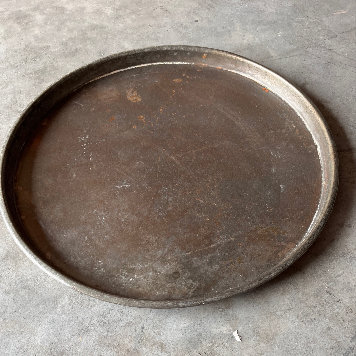 Zinken schaal rond