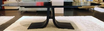 Exclusieve eettafel in waterglass-uitvoering