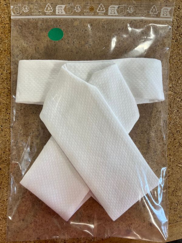 Cravate de vénerie à noeud préparé