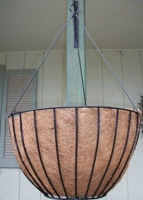 Flat-bottom Wire Hanging Baskets w/Coco Liner