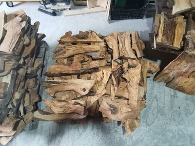 Olivenholz Brett ab 40cm
