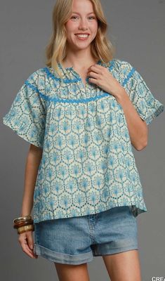 Eyelet Cream &amp; Blue Fabric Top