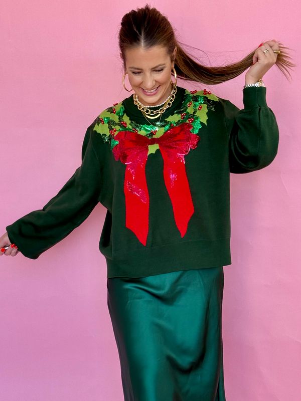 Queen Of Sparkle Dark Green &amp; Red Wreath Around Neck Sweater