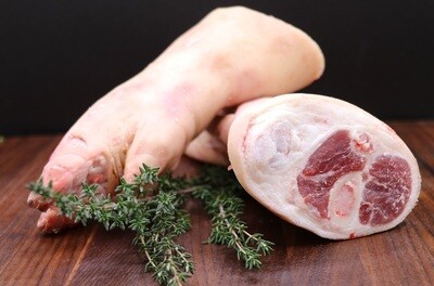 Pastured pork feet