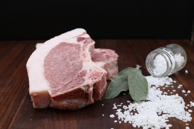 Pastured Berkshire Pork Chops (with bone)