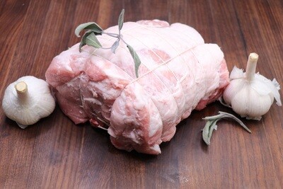 Shoulder roast crossbred pastured pork  (bone-in)