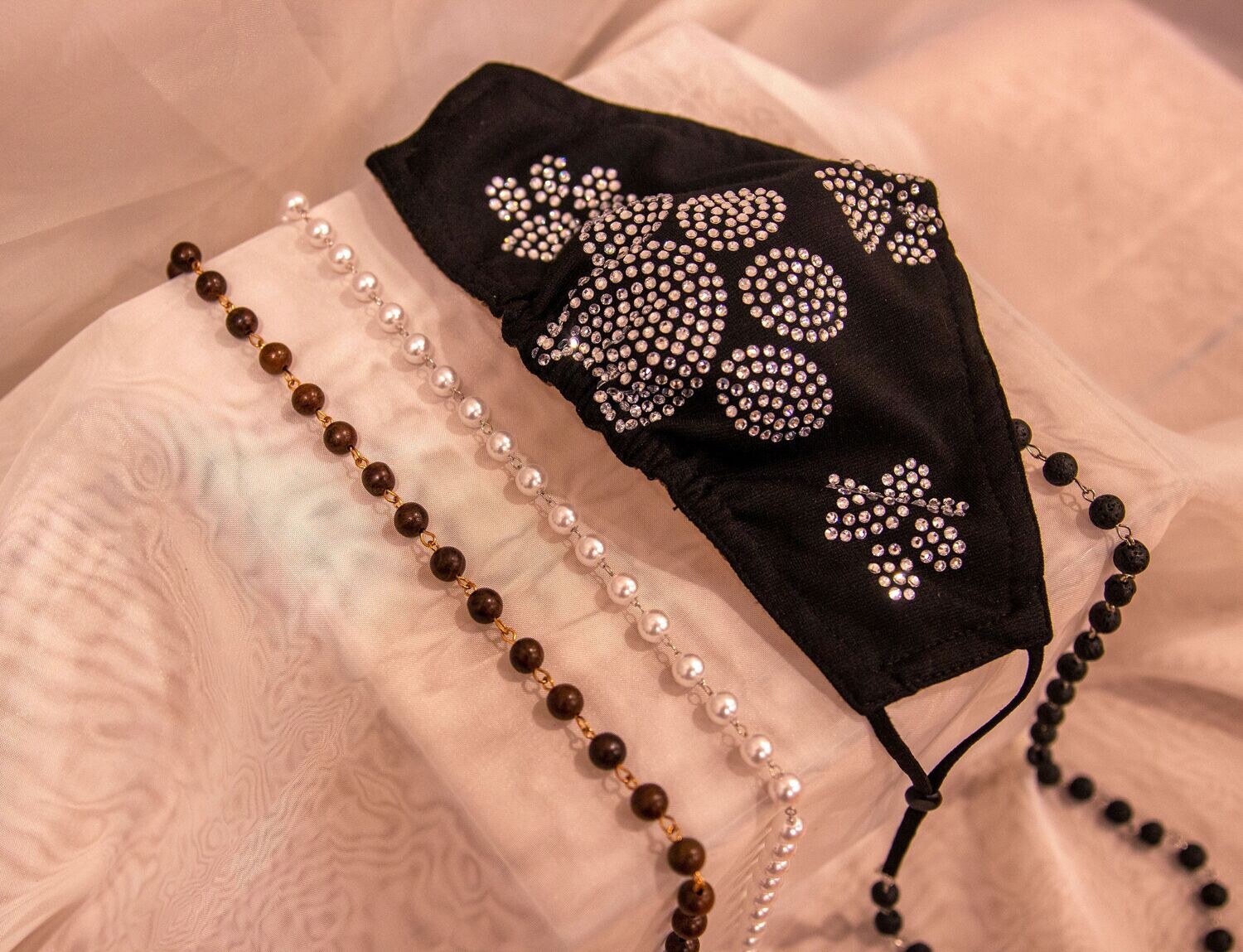 The Face Mask: Crystal Paws