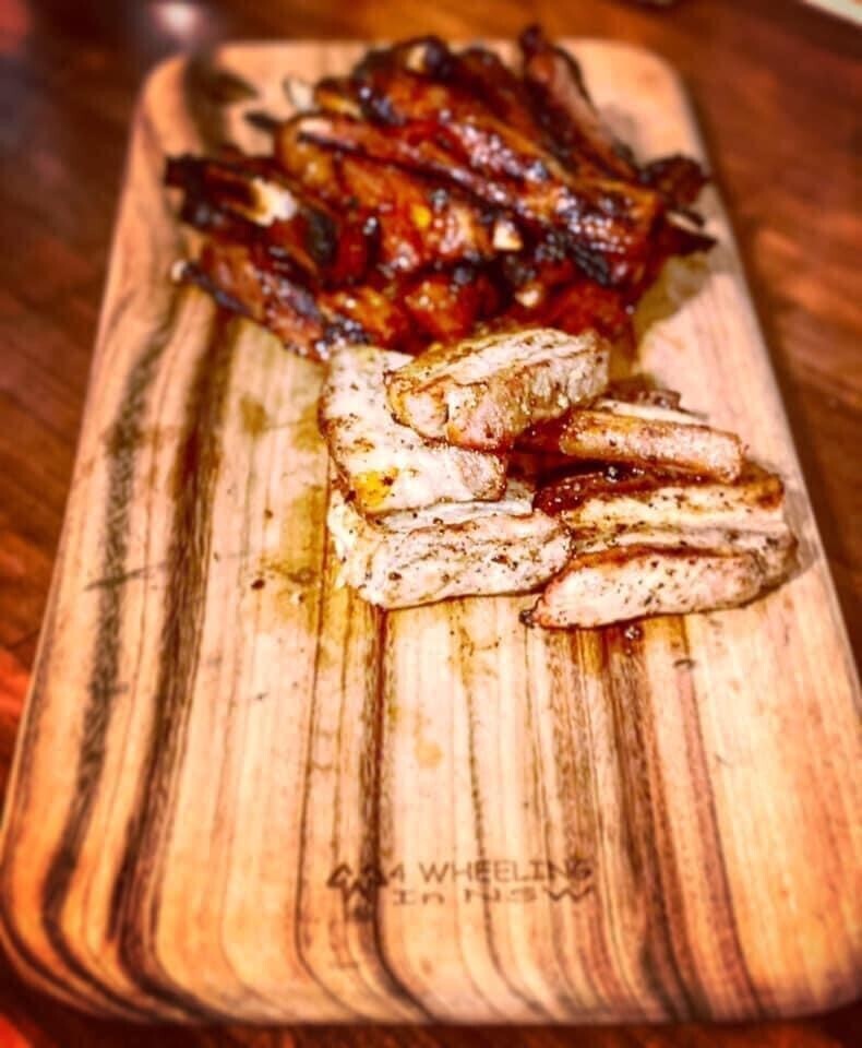 Chopping board - MEDIUM ( 100% Australian Made )