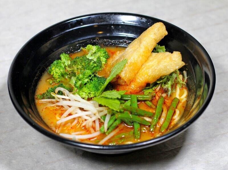 Curry Soba