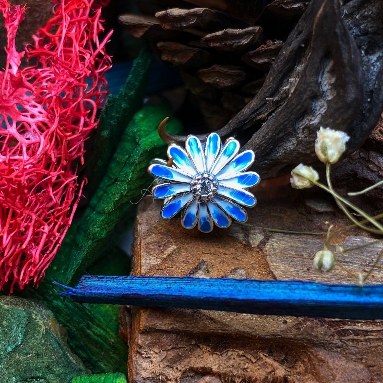 Blue Daisy Flower Charm