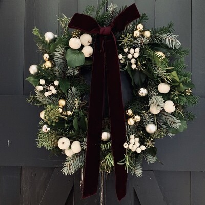 Silvers and Whites Wreath