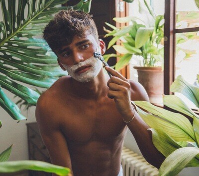 Shaving Essentials Kit