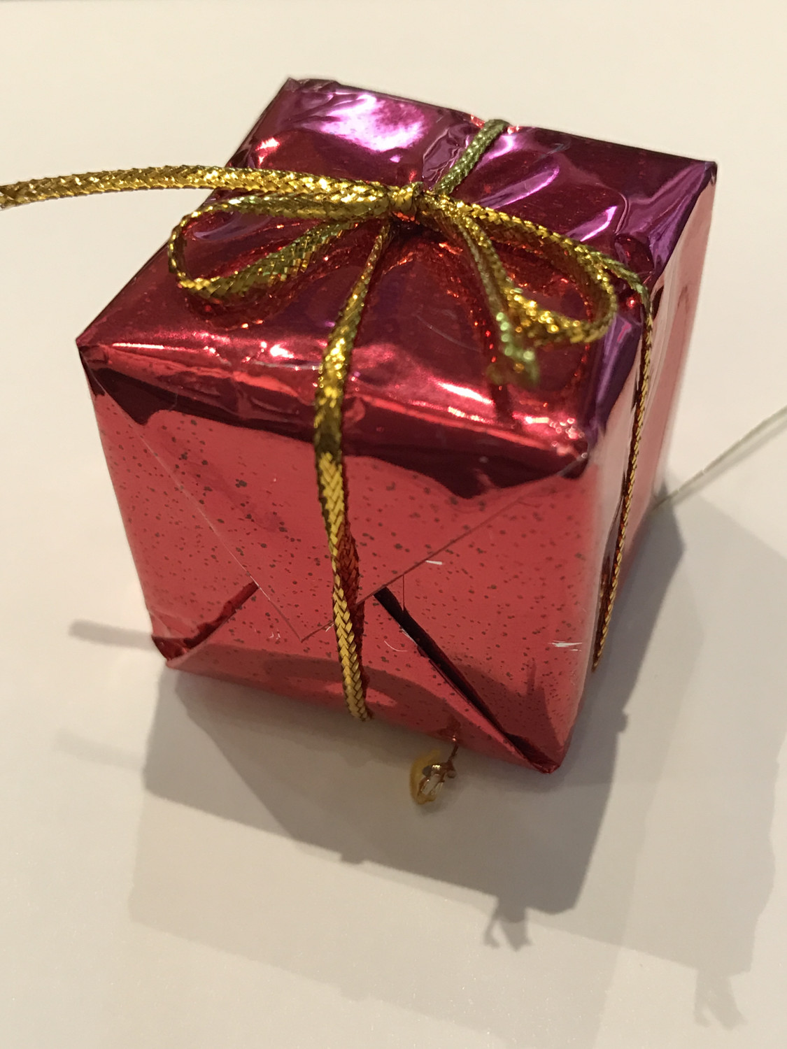 Geschenkpäckchen rot gross