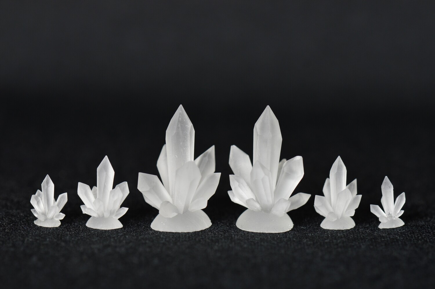 Crystal Cluster Inclusions for Dice