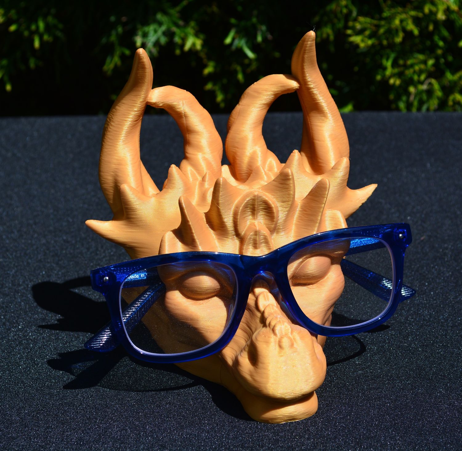 Dragon Glasses Holder