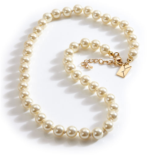 Classic Pearl Necklace