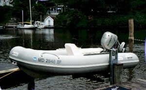Magnum MiniMag Personal Watercraft Lifts