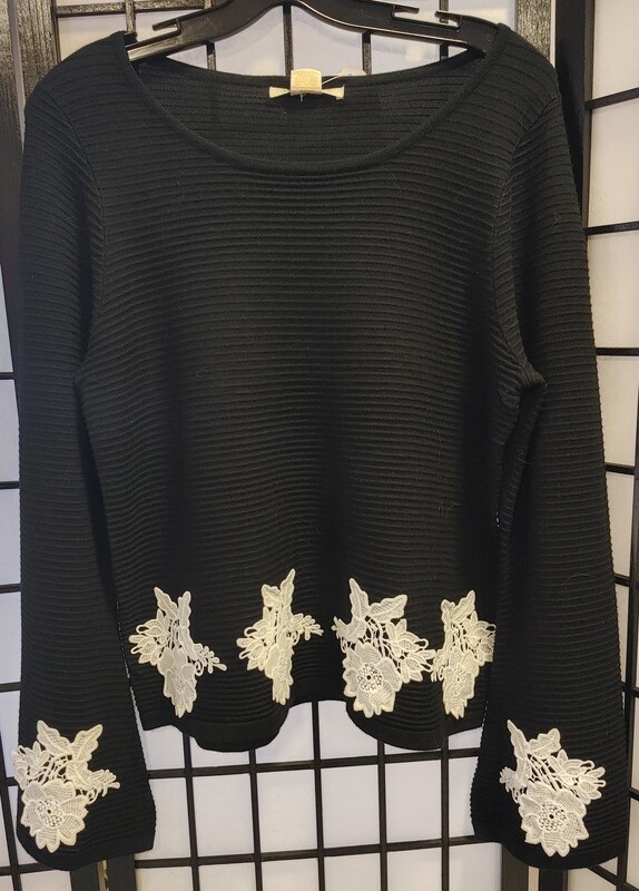 Black Top w/White Design Trim