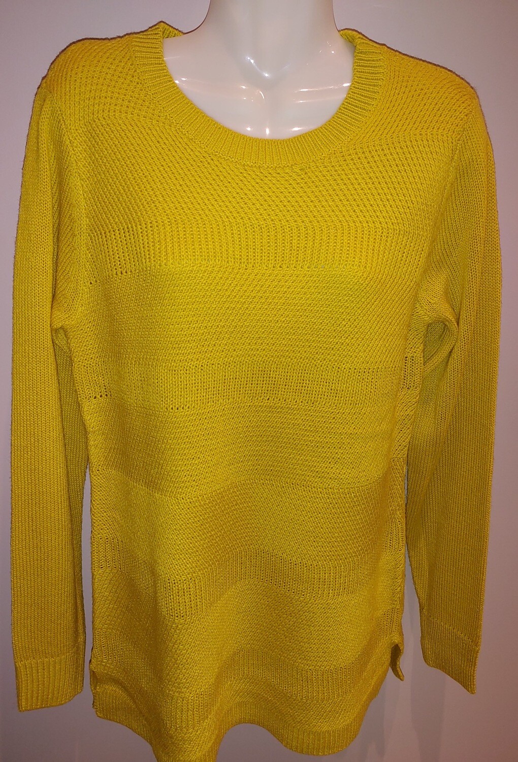 Round Neck Knit Sweater